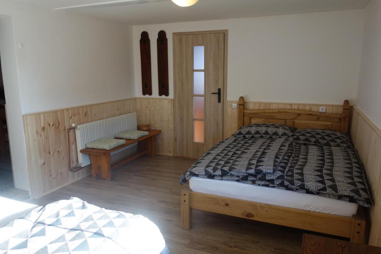 Pod Lipou Hotell Dolní Brusnice Eksteriør bilde